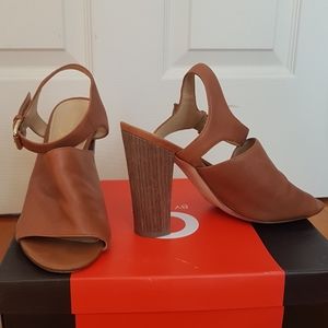 Ivanka Trump block heels